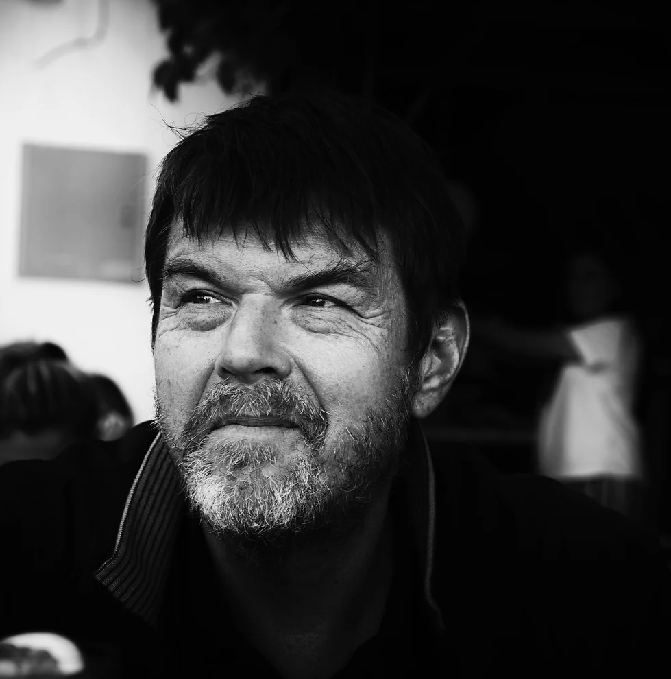 Noël Akchoté MAIN ©Julie Wintrebert_Foto